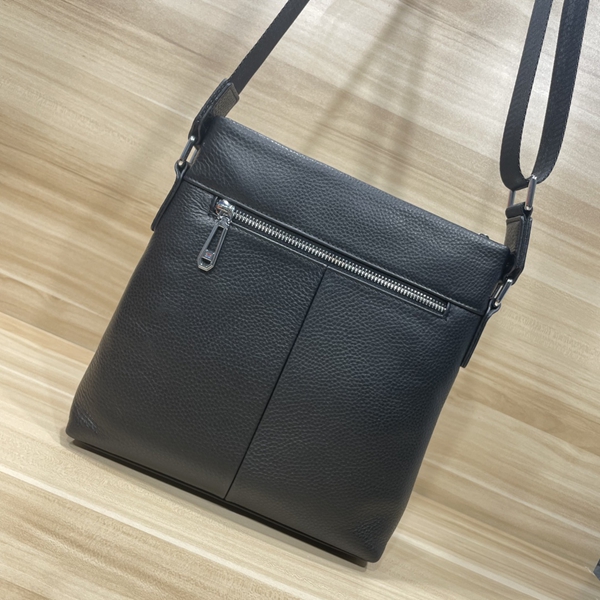 スーパーコピーブランドバッグ背面デザイン